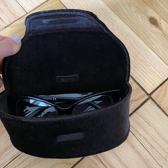 Tom Ford Cat Eye Frames - Picture 8 of 8